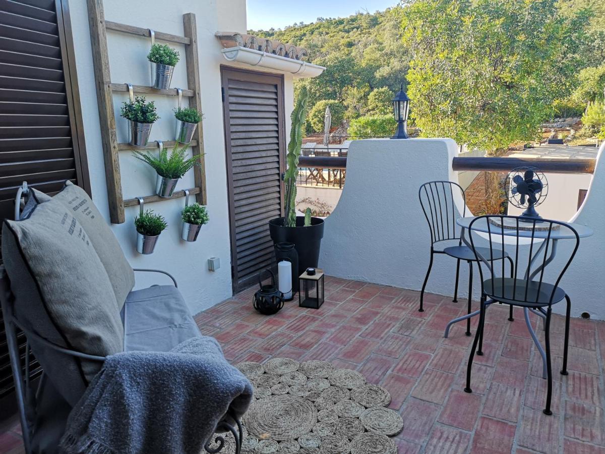 Quinta Da Familia Bed & Breakfast โลว์เล ภายนอก รูปภาพ