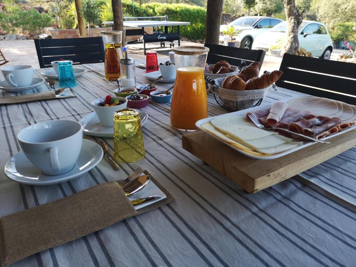 Quinta Da Familia Bed & Breakfast โลว์เล ภายนอก รูปภาพ