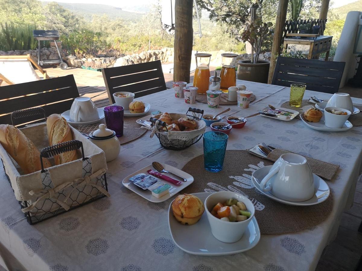 Quinta Da Familia Bed & Breakfast โลว์เล ภายนอก รูปภาพ